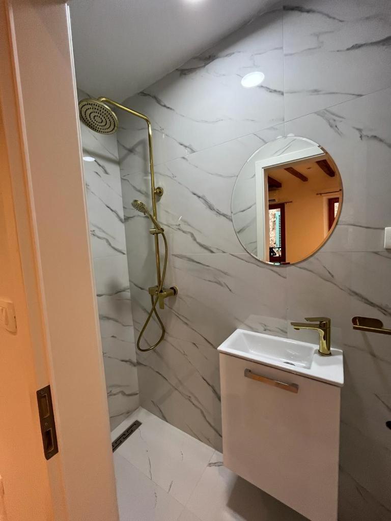 Vintage Apartment Rovinj Old Town Экстерьер фото